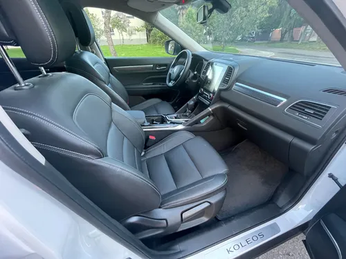 Renault Koleos 2.5 Intens 4X4 Bose