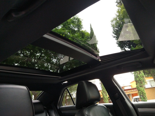 Imagen 11 de 15 de Chrysler 300c 3.6 Premium V8 5 Vel At 2012