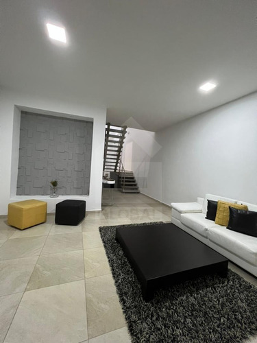 Imagen 13 de 17 de Global Vende Casa - Quinta En Urb. El Trigal Centro - Valencia (glc-789)