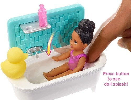 Boneca Barbie Skipper Babysitters Negra Com Banheira E Bebê