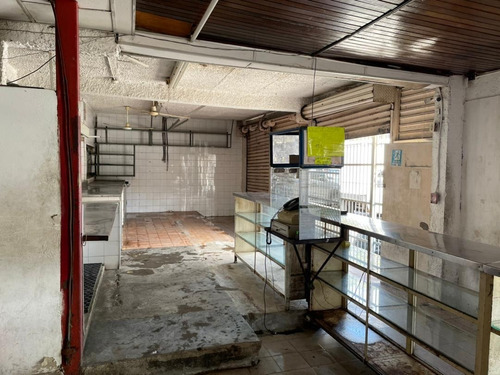 Imagen 6 de 23 de En Venta Local Comercial En Catia La Mar 0414 099 7777 / 0412 578 7777