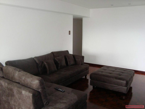 Remate Venta Calle Suapure Edificio Marbella, Vista ,piscina