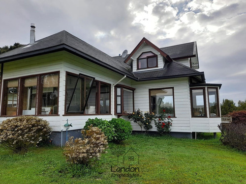 Gran Parcela Con Casa Amoblada, Vistas A Volcán Y Lago!!