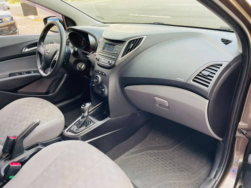 Imagem 11 de 15 de Hyundai Hb20s 1.6 Comfort Plus 16v Flex 4p Automático
