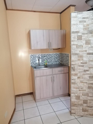 Imagen 4 de 7 de Apartamento Cerca De La Clínica De Coronado