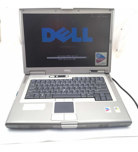 Laptop Dell Latitude D810 15.4 Wifi 1gb Ram Ati Radeon (Usado)