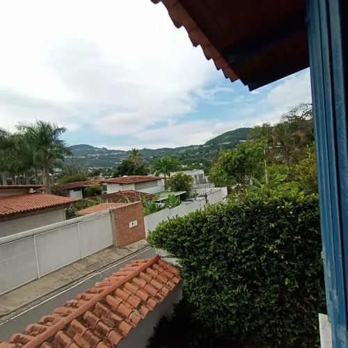 Prado Del Este (fm)