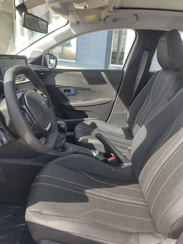 Imagen 8 de 13 de Peugeot 208 1.6l Allure Tiptronic (as)