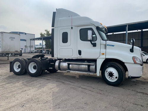 Freightliner Cascadia 2011