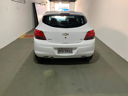 Chevrolet Onix 1.0 Joy 5p