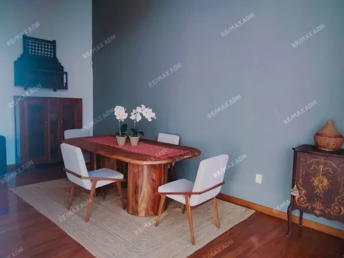 Casa En Venta En El Centro De Querétaro Con Uso De Suelo