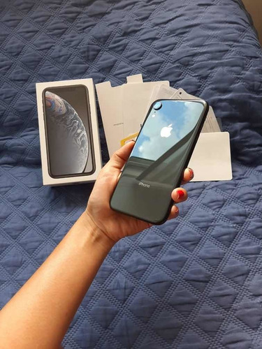 iPhone XR 64g Negro