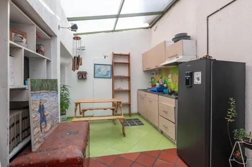 Casa En Venta En La Candelaria. Cod V13396