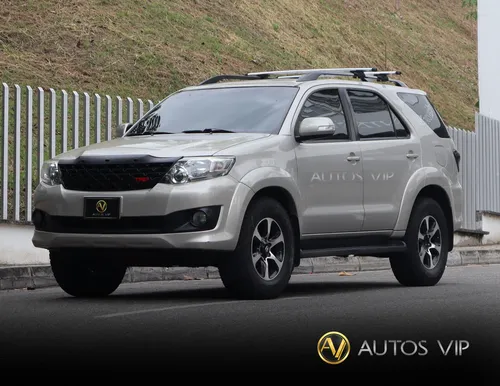 Toyota Fortuner 2.7l 4x2