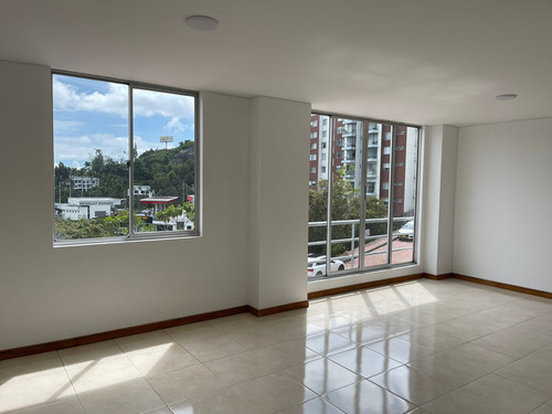 Apartamento En Venta En Avenida Alberto Mendoza/manizales (279056918).