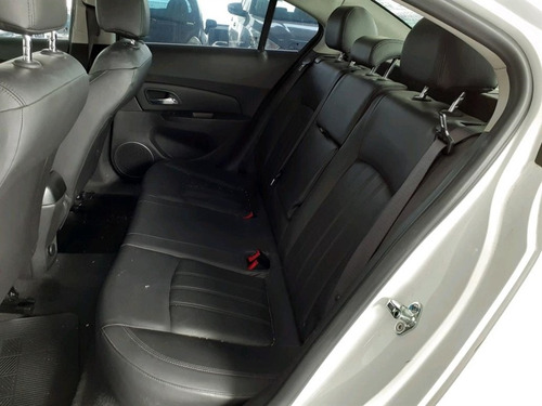 Imagem 10 de 13 de Cruze 1.8 Lt 16v Flex 4p Automático