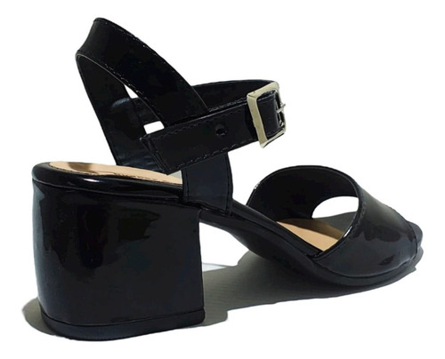 Imagen 4 de 5 de Sandalias Agatha Charol Black
