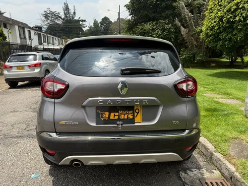 Renault Captur 1.3T Intens Cvt