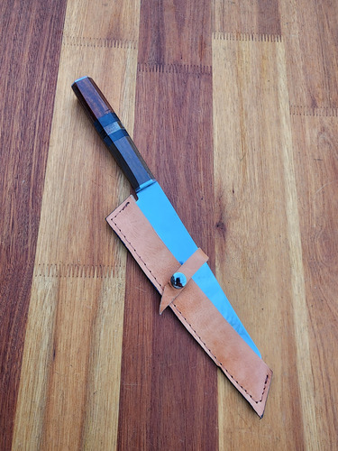 Cuchillo Estilo Japones. Hoja 20cm Inoxidable Marrón Oscuro