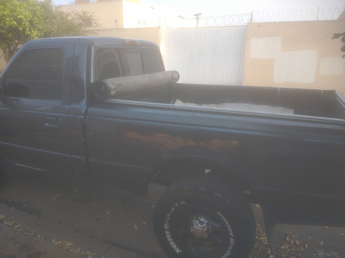 Ford Ranger 2.5 Xlt Cab. Simple 4X4 2P