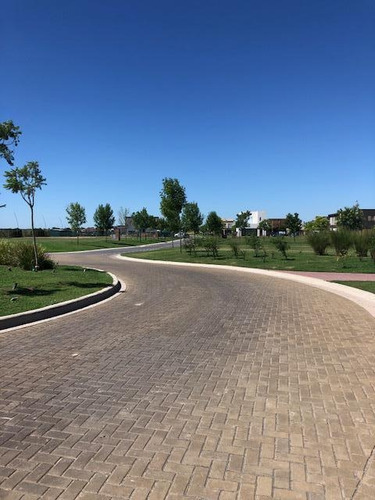Imagen 5 de 7 de Excelente Lote En Barrio Araucarias !!! Financiado