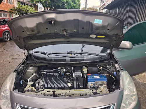 Nissan Versa 1.6 Advance