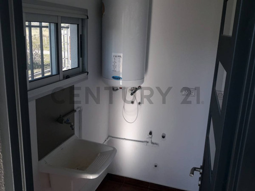 Casa En Venta En Los Talas, Berisso - 3 Dormitorios Y 2 Baños