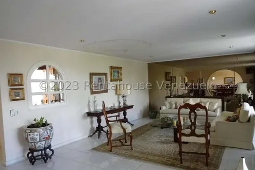 Altamira, Caracas Mls #24-6855