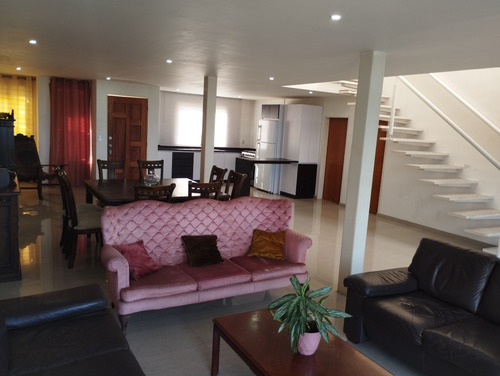 Casa Bosques De La Lagunita