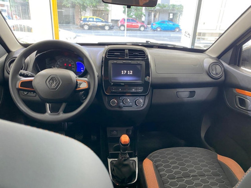 Renault Kwid Outsider 1.0 Tl