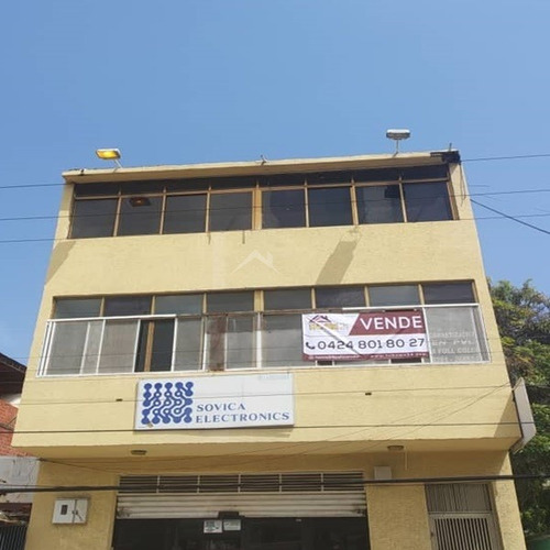 Imagen 1 de 7 de Local - Edificio Av. Intercomunal Sierra Maestra