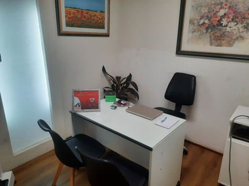 Alquiler De Consultorios Y Gabinetes. C/s Baño Privado