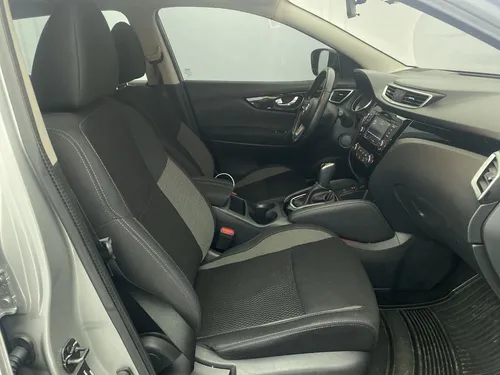Nissan Qashqai 2.0 Advance 142 hp