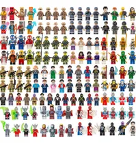 Comprar 8 Bonecos Blocos De Montar Heróis Vingadores Hulk Promoção