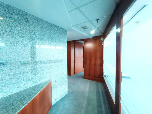 Se Alquila Oficina 271m2 Centro Lido