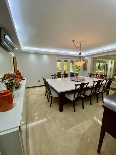 Casa En Venta Cuesta Hermosa Ii