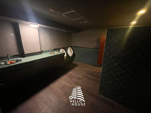 Local Comercial En Parque Interlomas