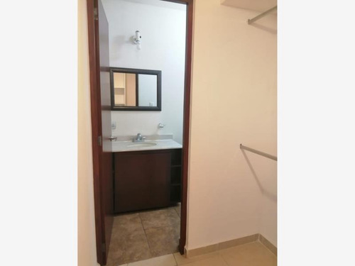 Imagen 9 de 12 de Casa Sola En Renta Quetzal