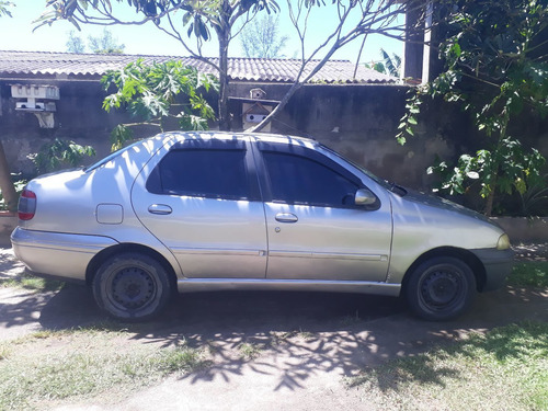 Fiat Siena 2000 1.0 6 Marchas 4p