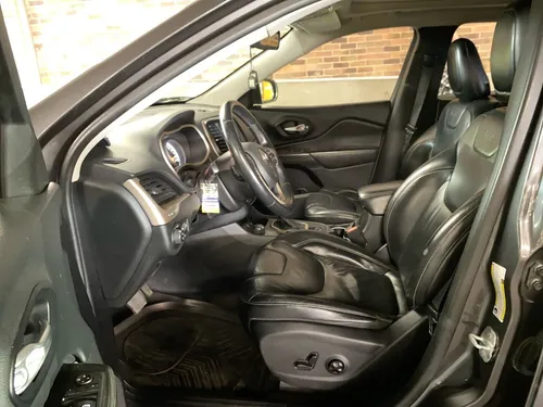 Jeep Cherokee 3.2 Longitude