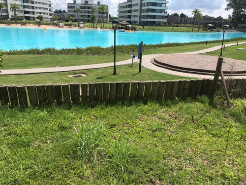 Venta 1 Amb. En Lagoon Pilar Con Jardin Y Vista A La Laguna