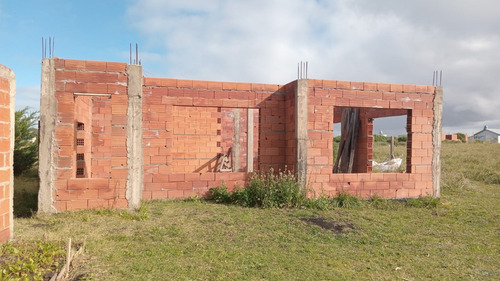 Casa En Venta Chapadmalal, A 7 Cuadras De La Playa. Ideal Explotacion En Verano