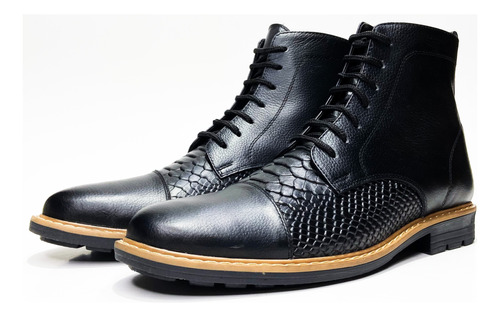 Botas Para Hombre En Cuero Negro Grabado