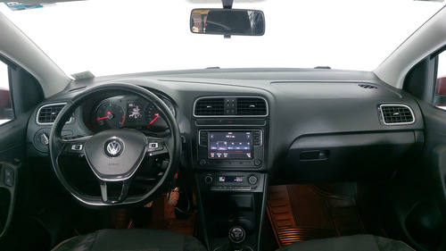 Volkswagen Vento 1.6 COMFORTLINE PLUS