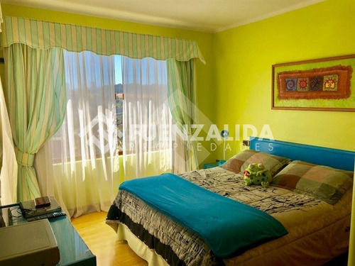 Casa En Venta De 5 Dorm. En Viña Del Mar