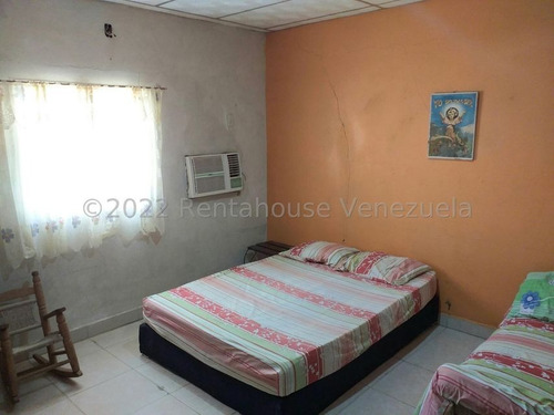 Imagen 5 de 8 de Acogedora Casa En Venta En Intercomunal Coro La Vela 22-25260 04146954944