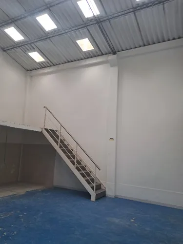 Arriendo Bodega Simón Bolivar
