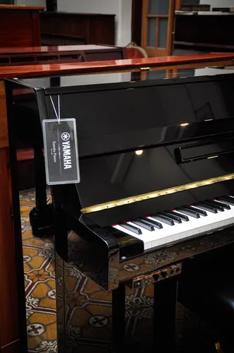 Piano Yamaha Silent Ju-109 (garantía + Traslado + Afinación)