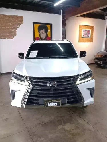 Lexus LX 5.7 570
