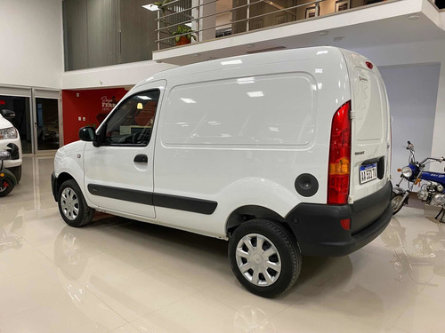 Imagen 3 de 14 de Renault Kangoo 2016 1.6 Furgon Ph3 Confort 1plc